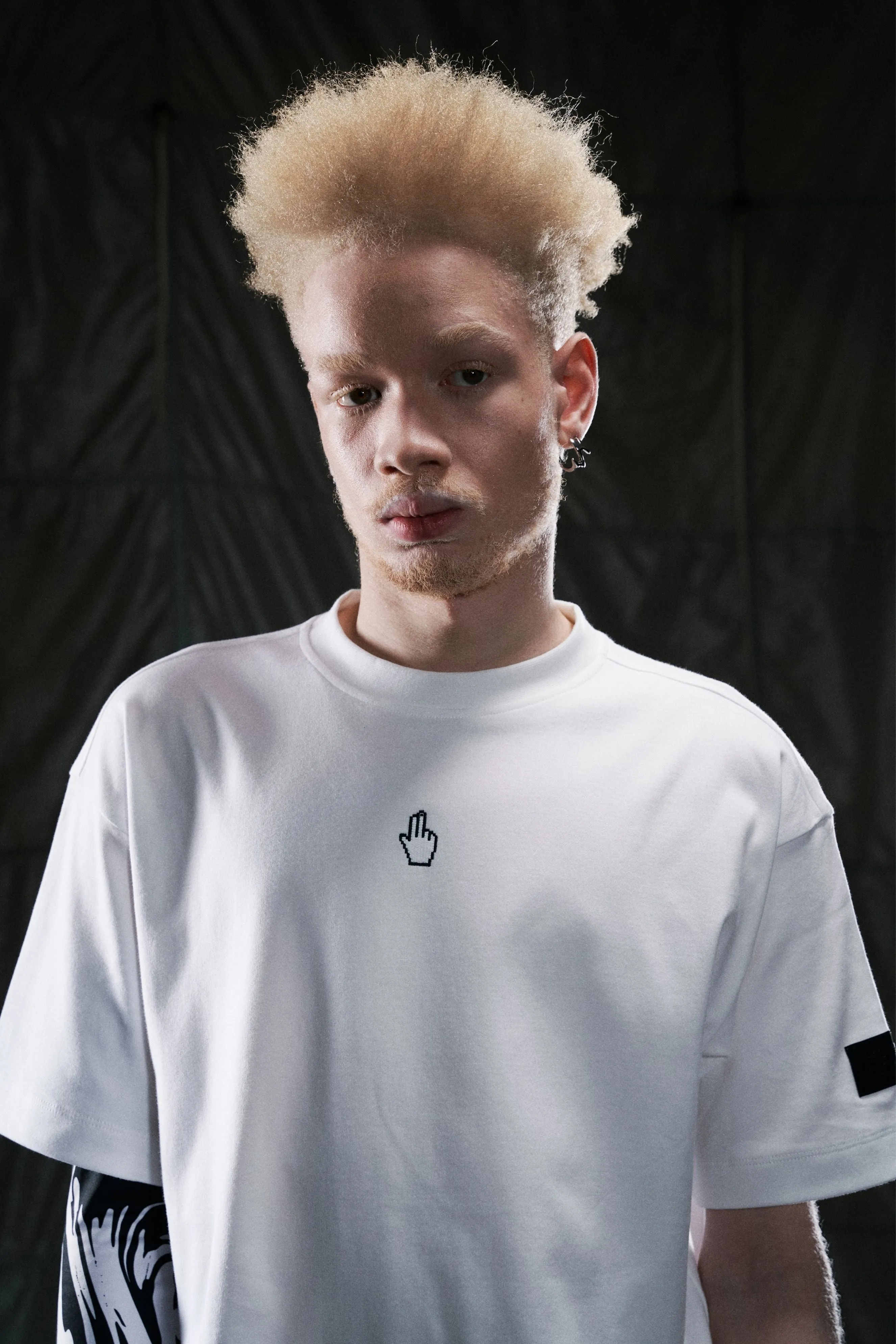 BASEMENT DWE//ER Short Sleeve T-Shirt Shirt White