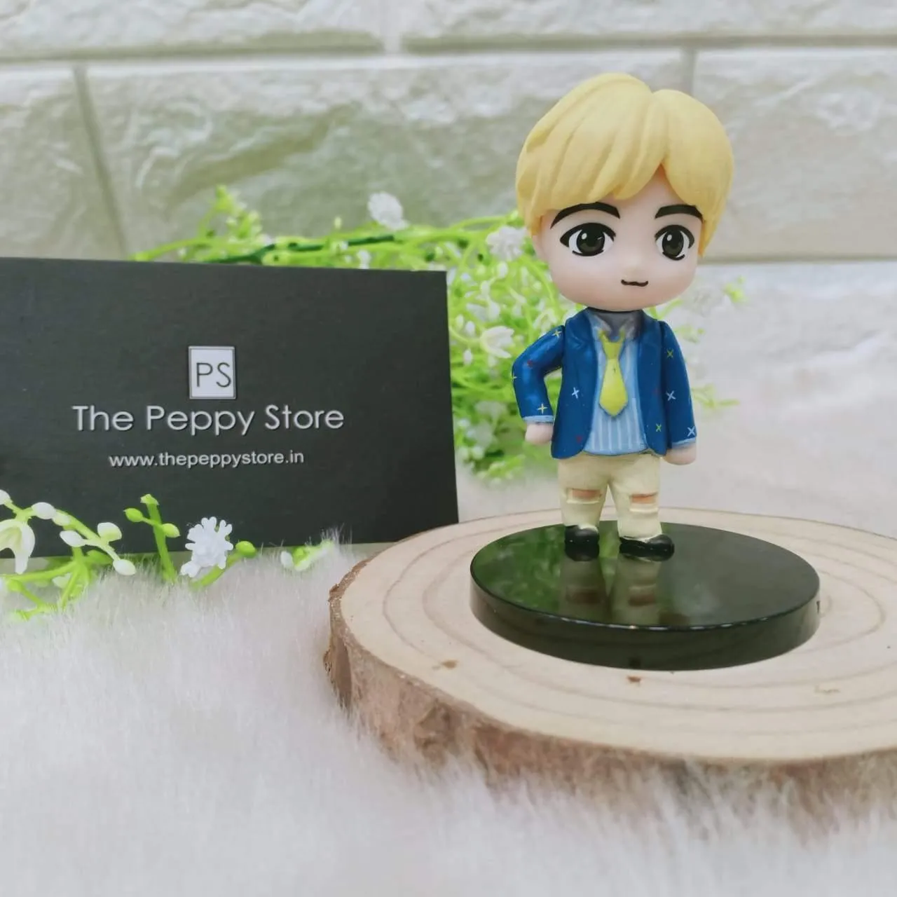 BTS Tiny Tan Mini Figures ( Choose From the Drop Down Menu )