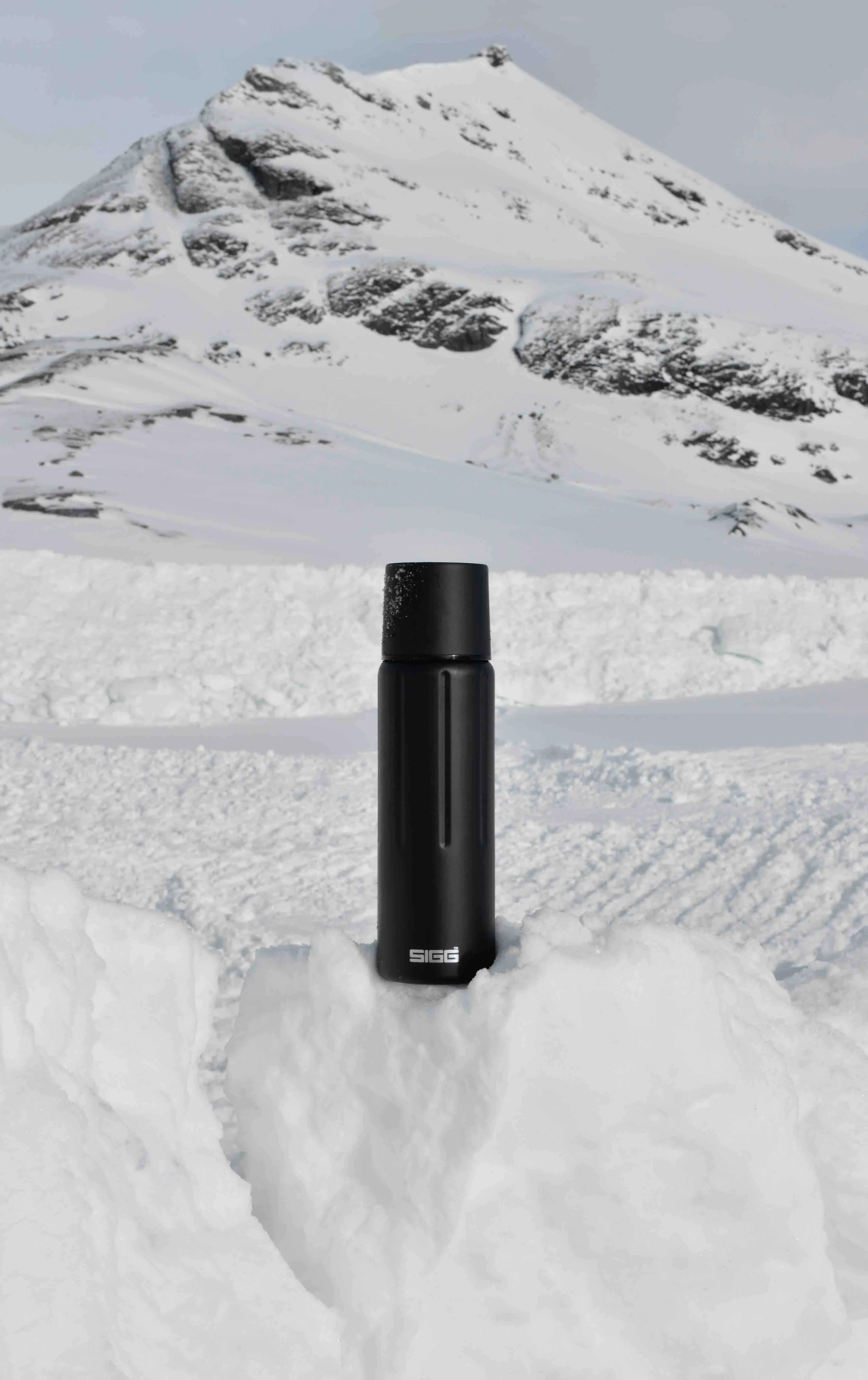 Sigg Gemstone Thermo Flask 1.1L Obsidian